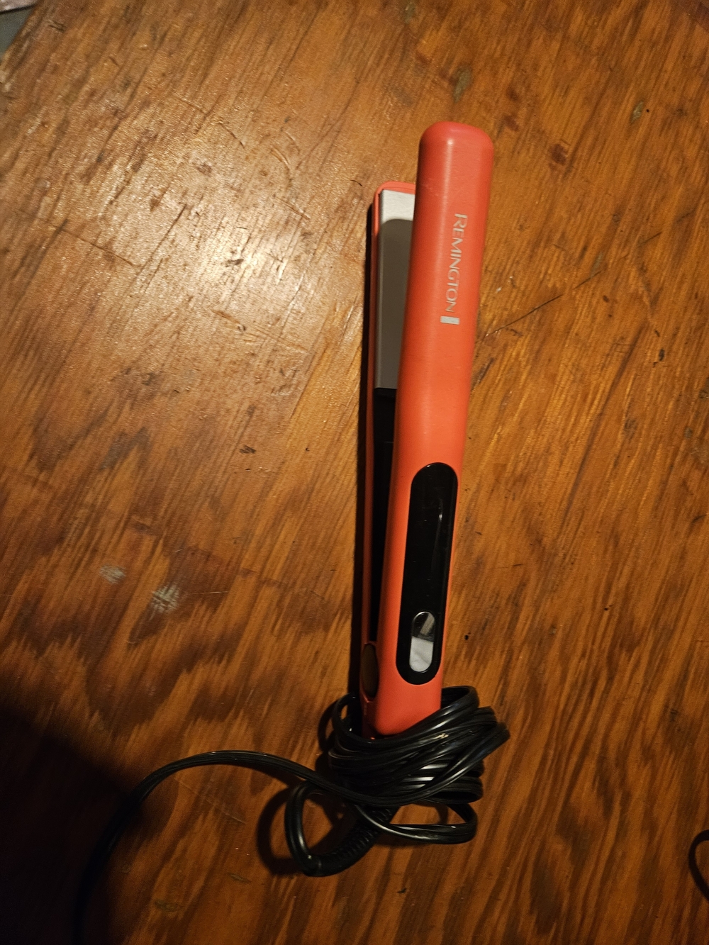 Remington Red Ceramic Hair Straightener